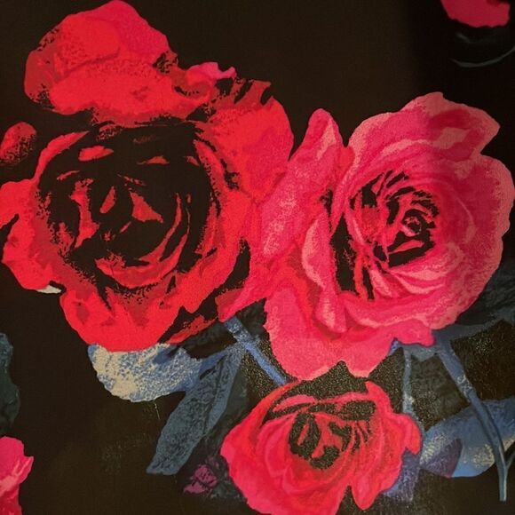 Torrid Rose long sleeved blouse 🌹 - Picture 7 of 7